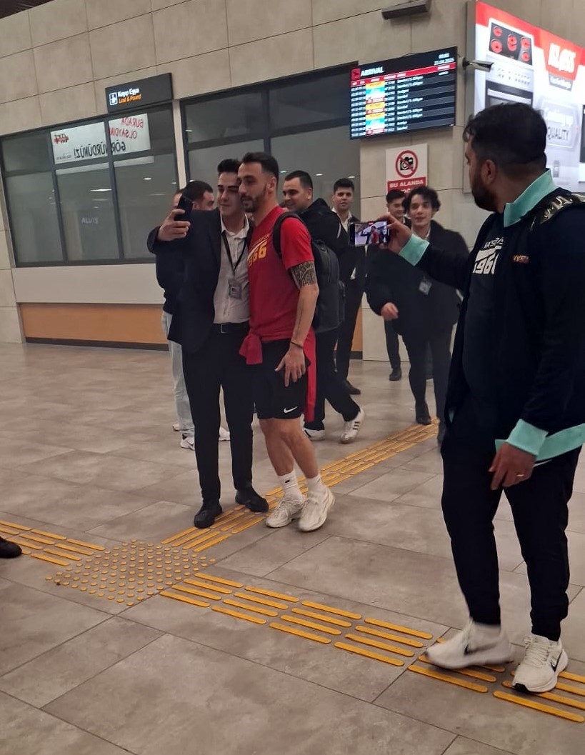 Kayserispor&rsquo;a coşkulu karşılama
