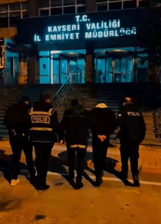 Narko - Asayiş uygulamasında aranan 119 şahıs yakalandı