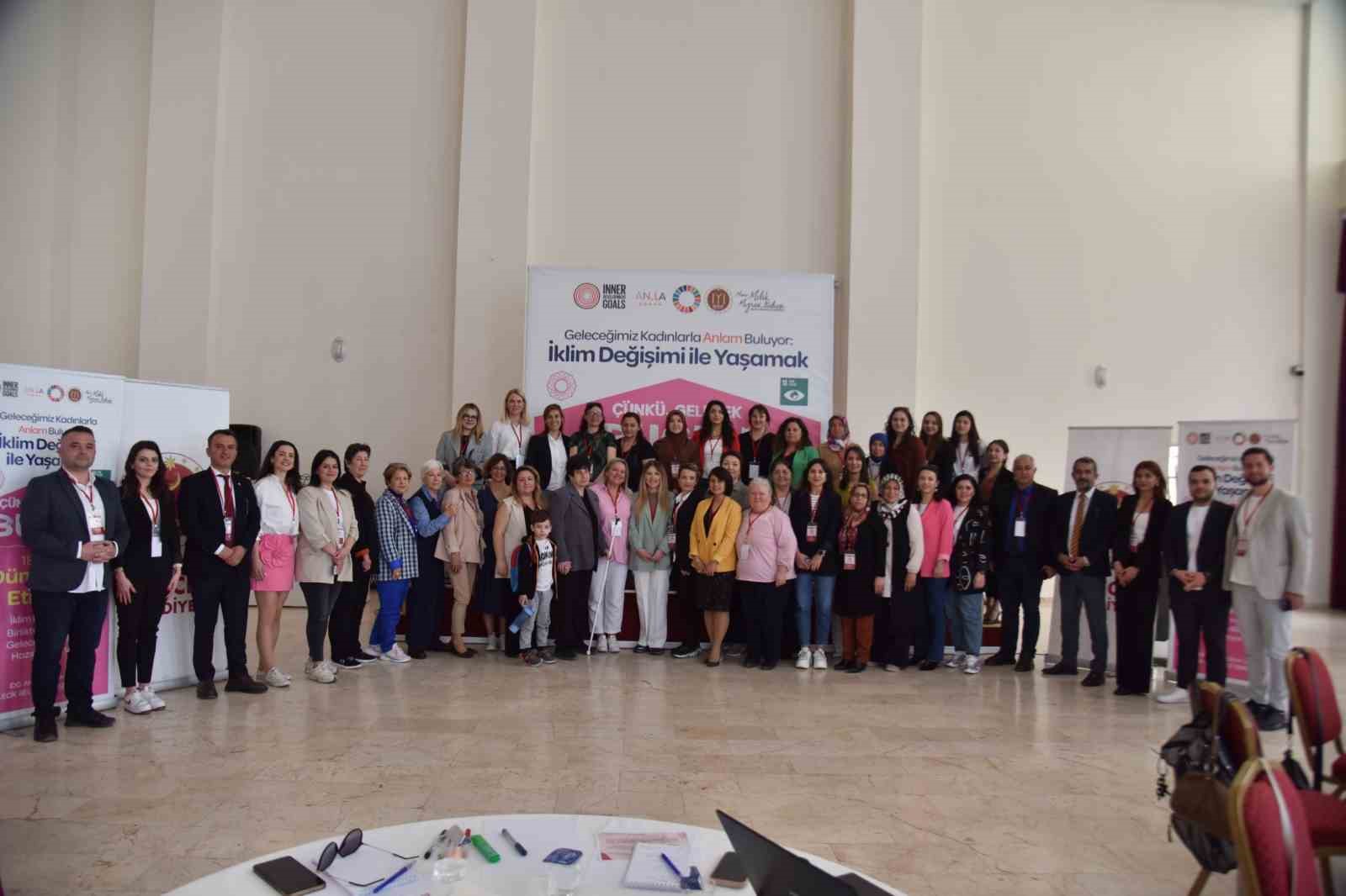 İklim değişikliğine dair farkındalık oluşturmak i&ccedil;in bir araya geldiler
