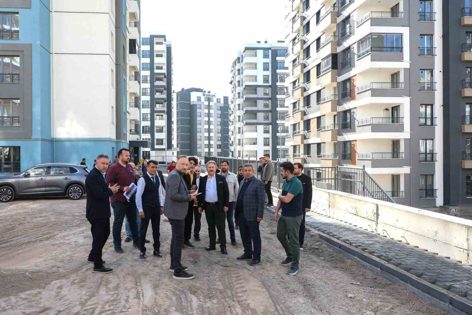 Melikgazi mahallelerin geleceğini inşa ediyor
