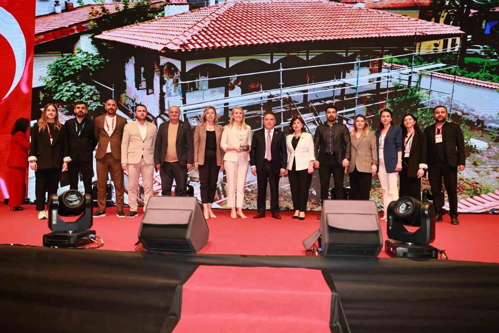 Akdeniz Belediyeler Birliği’nden Merkezefendi’ye iki ödül
