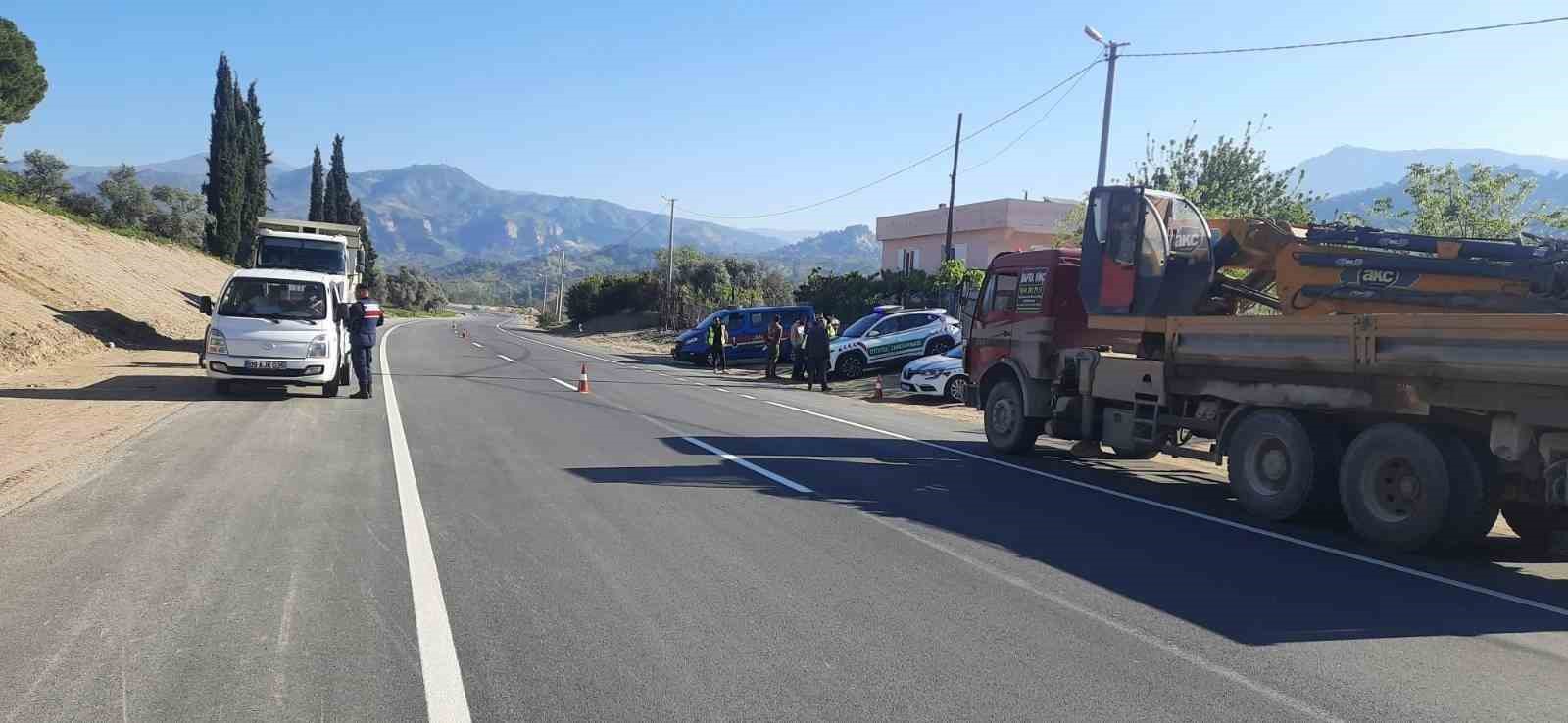 Jandarma 255 aracı ve 301 şahsı kontrol etti