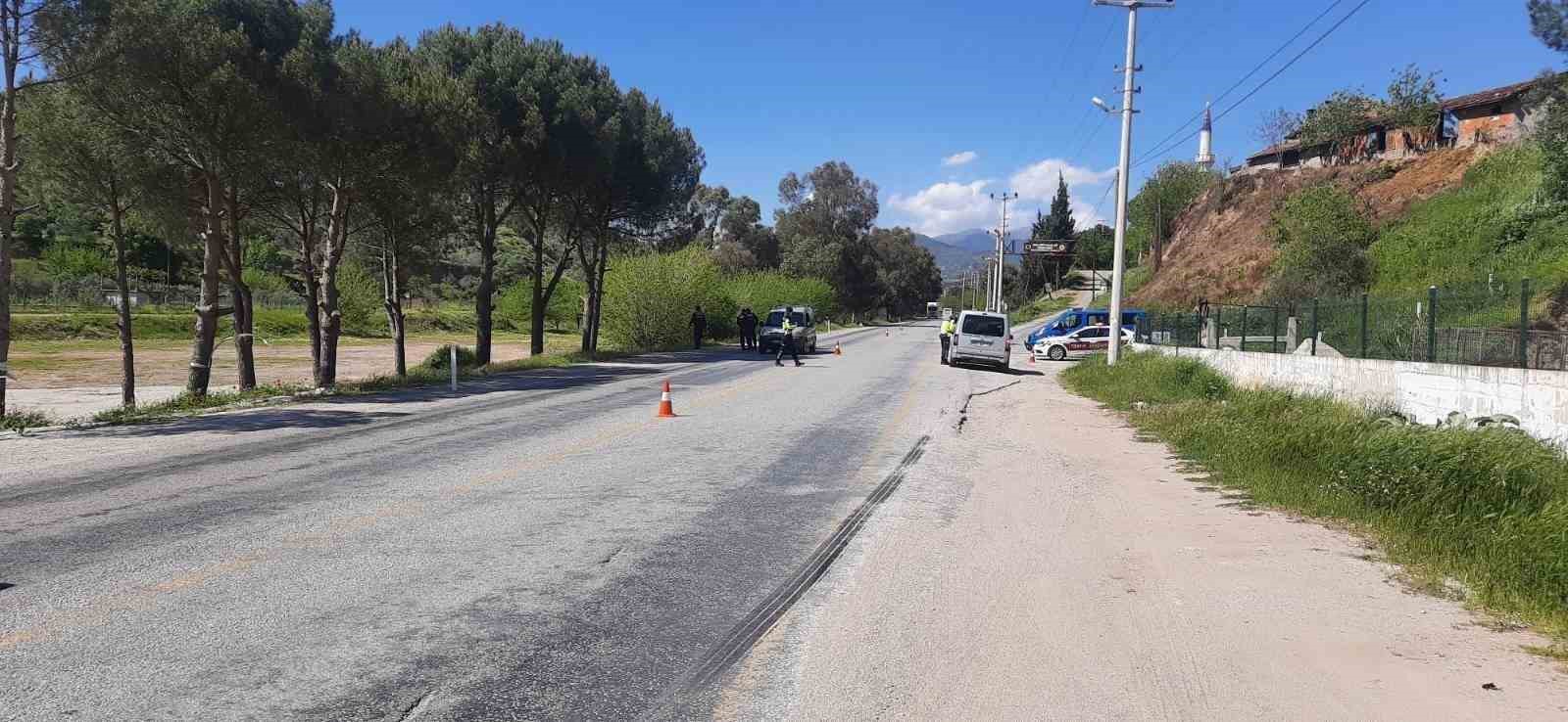 Jandarma 255 aracı ve 301 şahsı kontrol etti