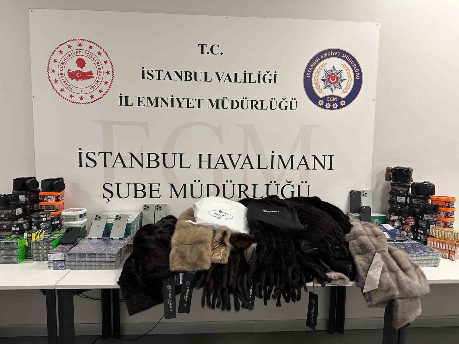 İstanbul Havalimanı’nda kaçakçılara suçüstü