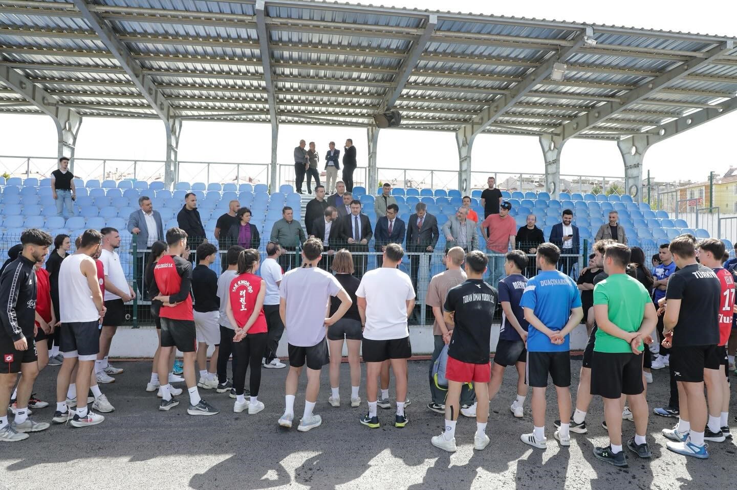 Vali Musa Işın, DP&Uuml; Spor Bilimleri Fak&uuml;ltesi &ouml;ğrencilerine başarılar diledi
