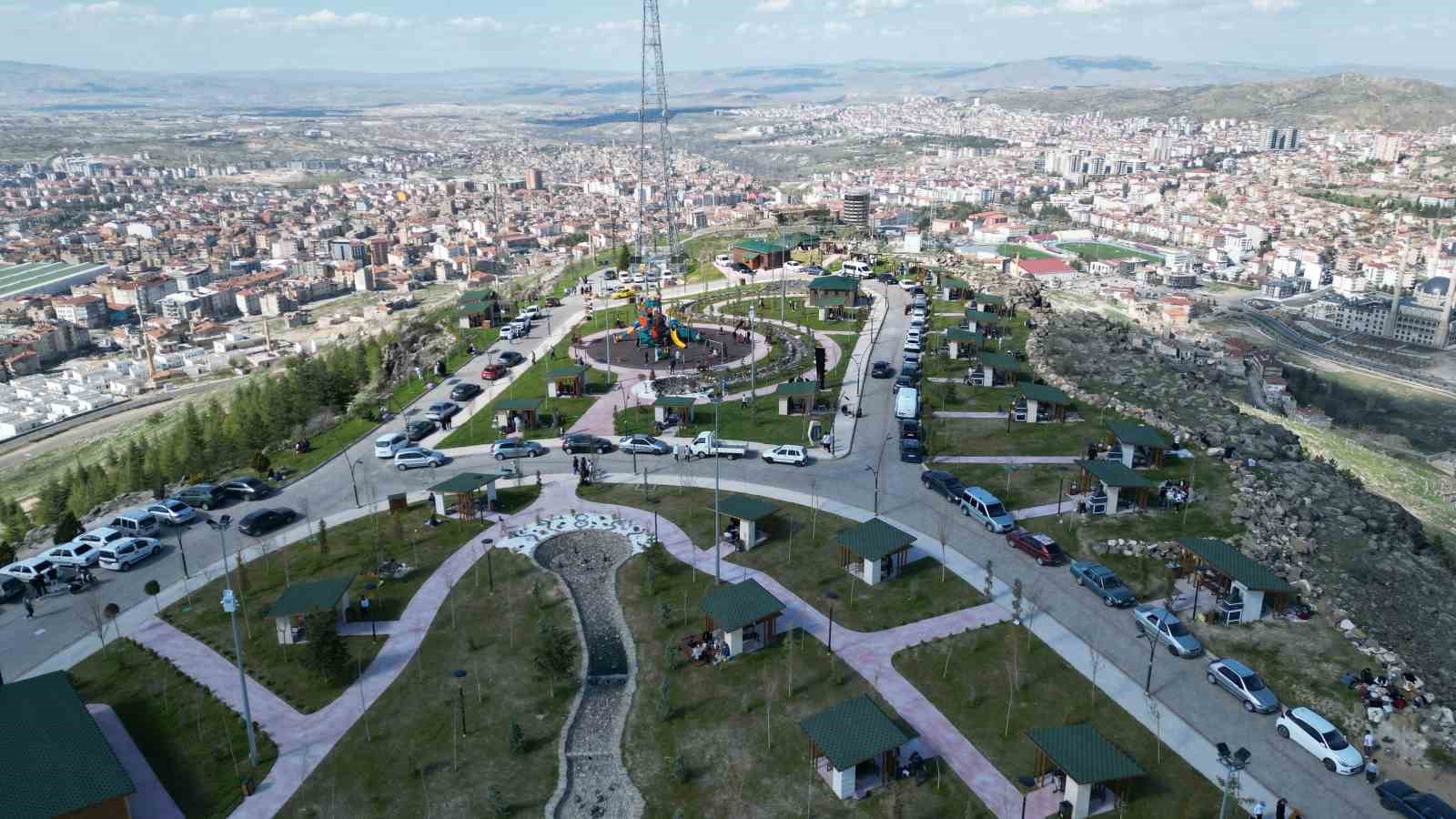 Kahveci Dağı konaklamalı orman parkı ilgi odağı oldu
