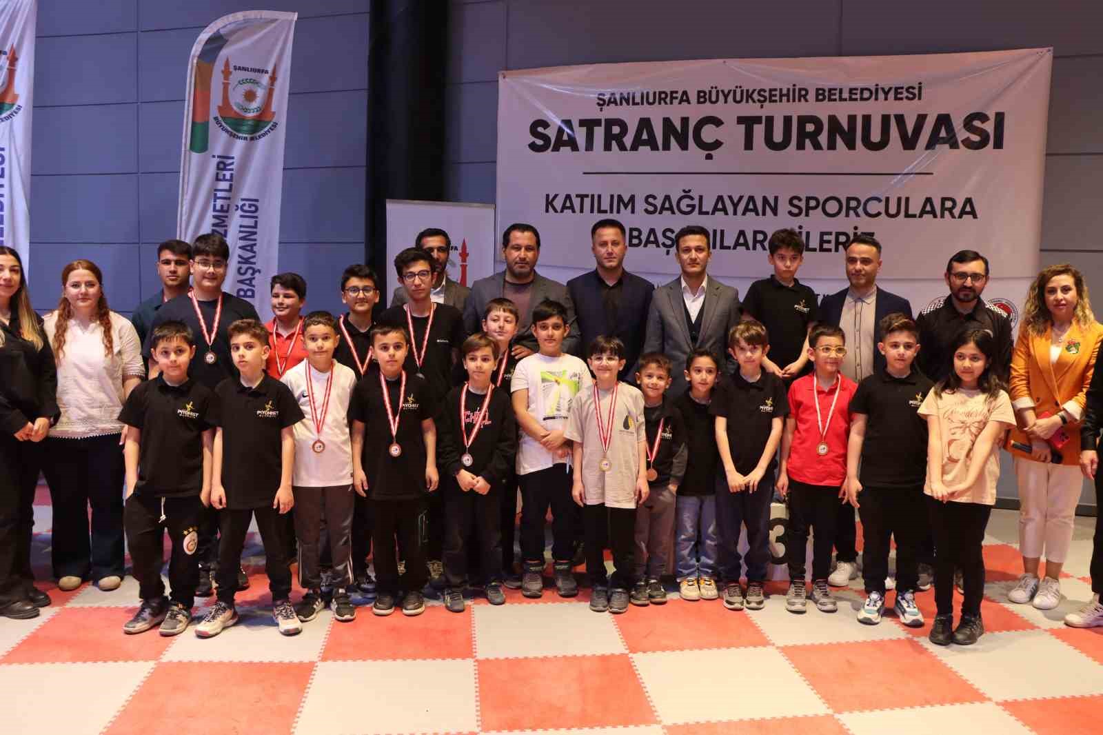 Şanlıurfa’da 23 Nisan Satranç Turnuvası final ve ödül töreniyle sona erdi