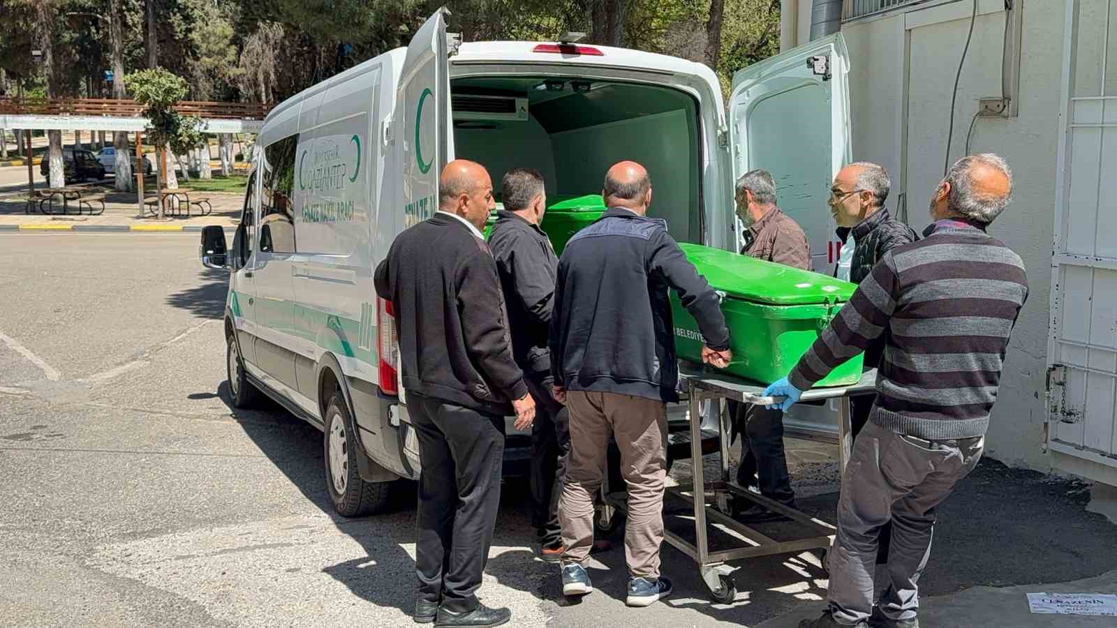 Gaziantep’te pompalı tüfekle vurulan adam hayatını kaybetti