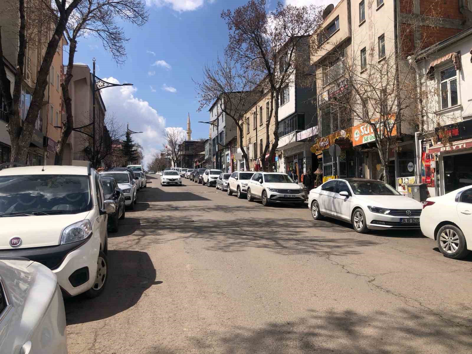 Kars&rsquo;ta trafiğe kayıtlı ara&ccedil; sayısı 52 bini ge&ccedil;ti
