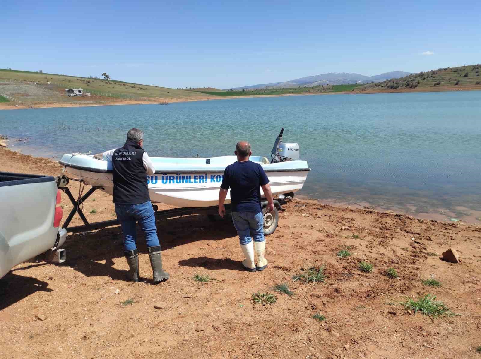 Yasağa uymayanlara ceza yazıldı, av malzemelerine el konuldu