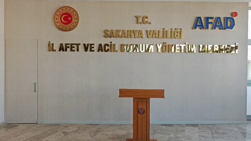 Muhtemel afetler ve acil durumlar artık bu salondan y&ouml;netilecek

