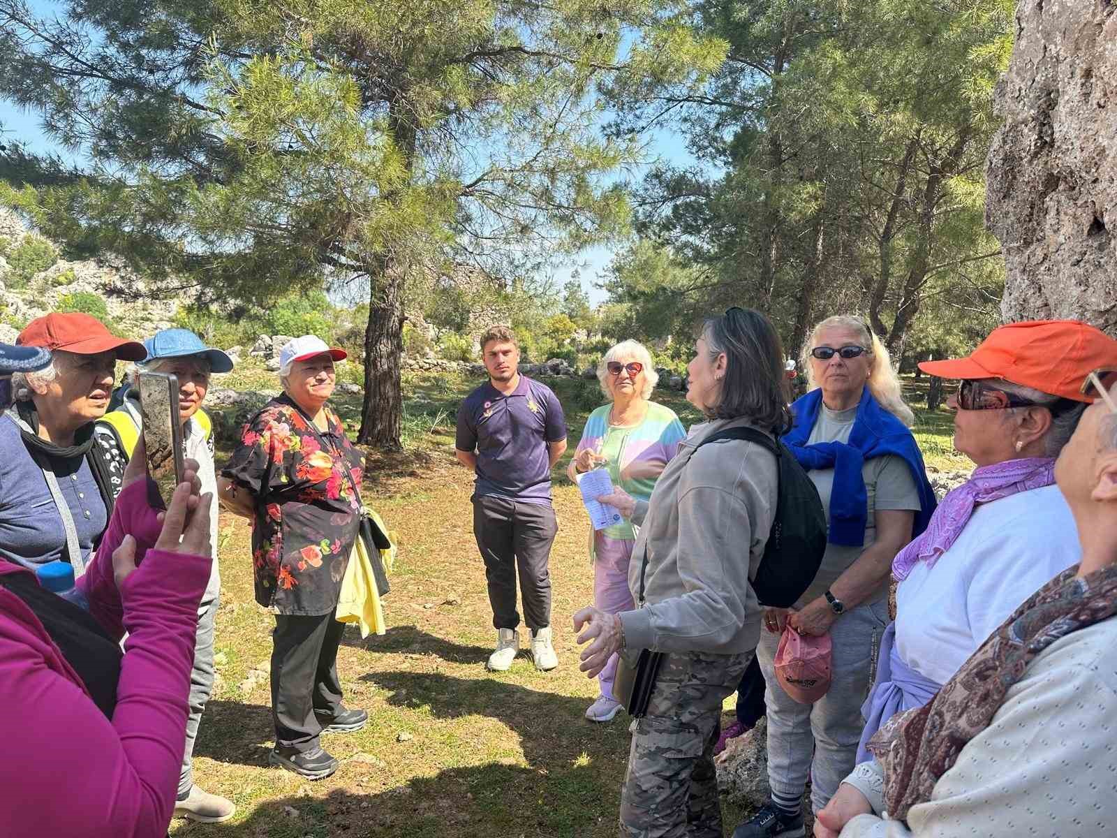 Muratpaşa’nın kıdemlileri tarihle buluştu