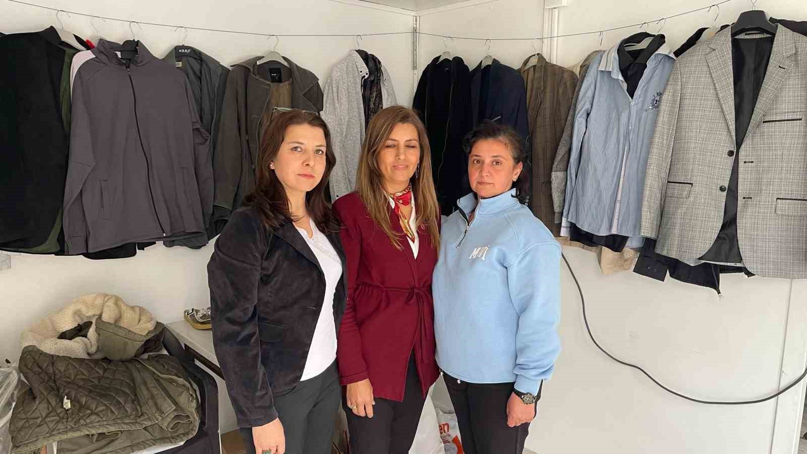 Kadınlardan "Eski kıyafetlerinizi yeni hikayeler bekliyor" kampanyası