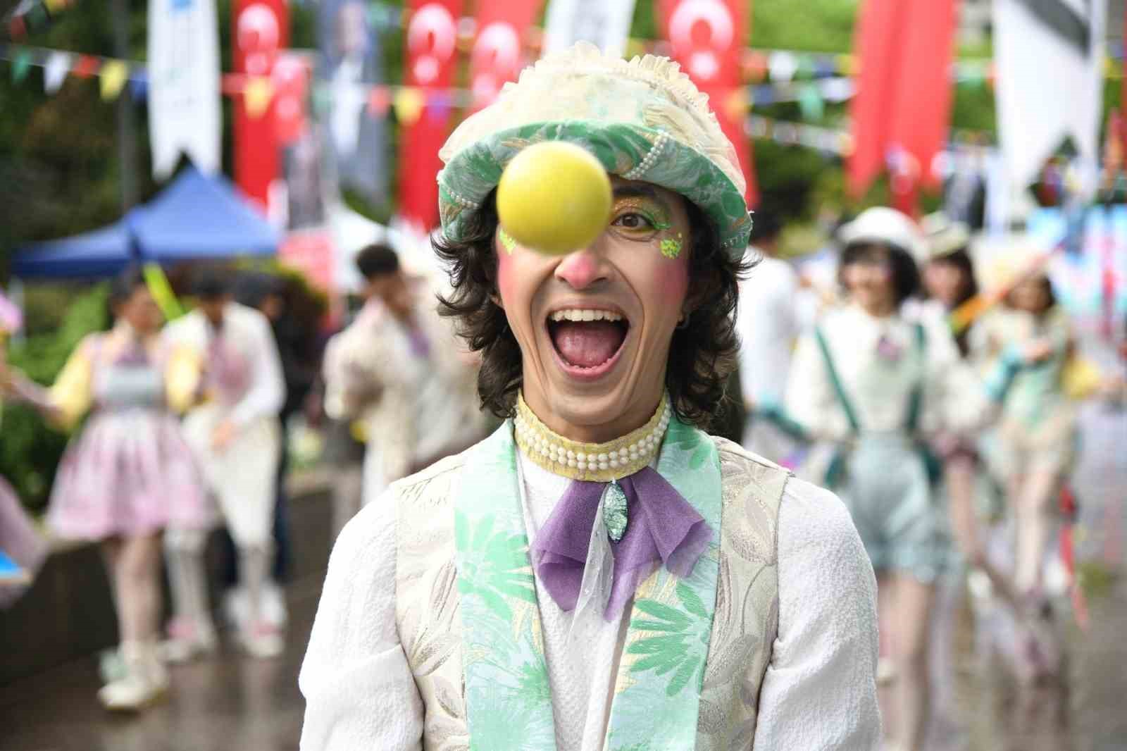 Kadıköy’de 23 Nisan şenliği