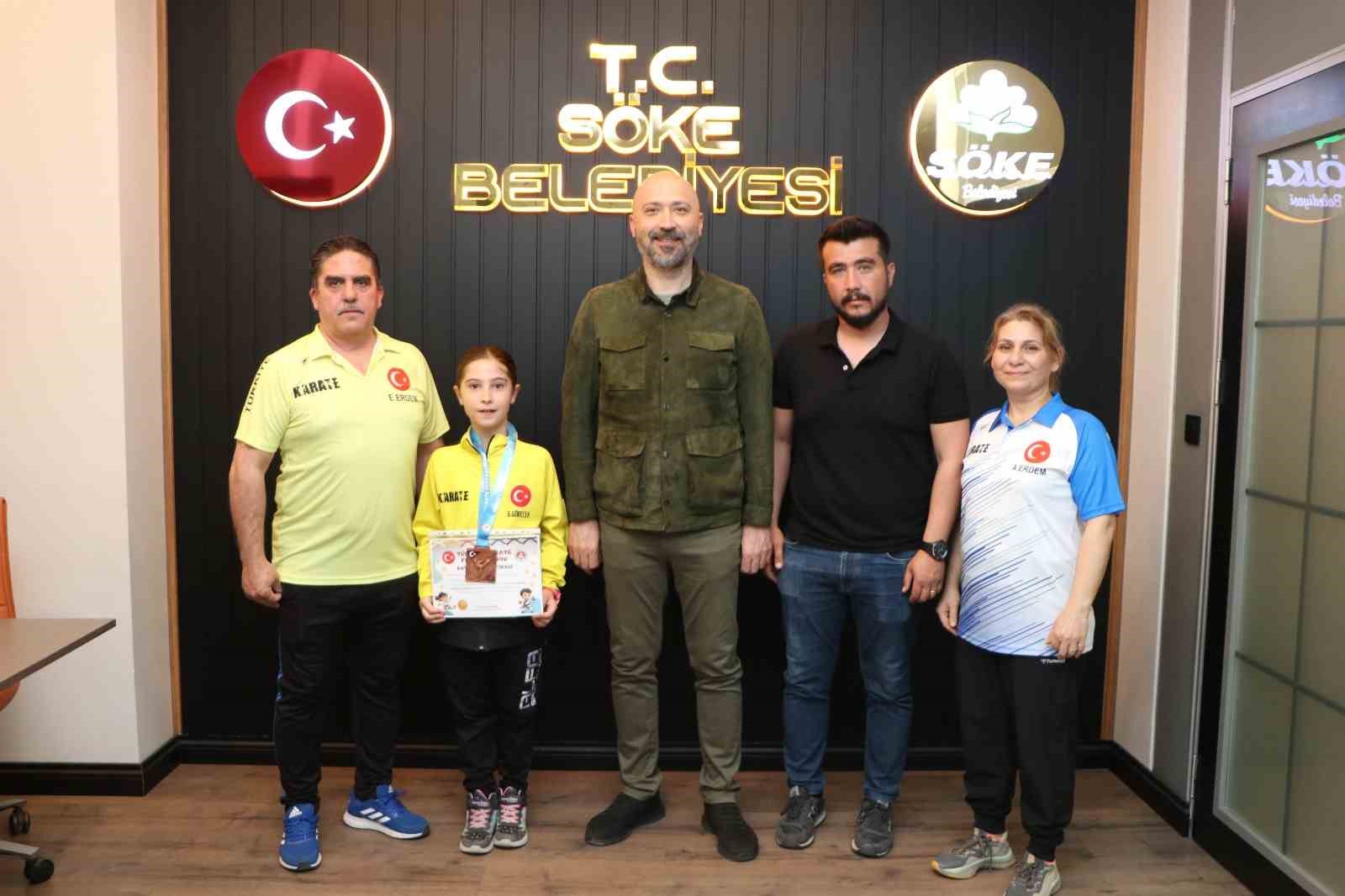 Başkan Arıkan, Milli Sporcu G&ouml;recek&rsquo;i Ağırladı
