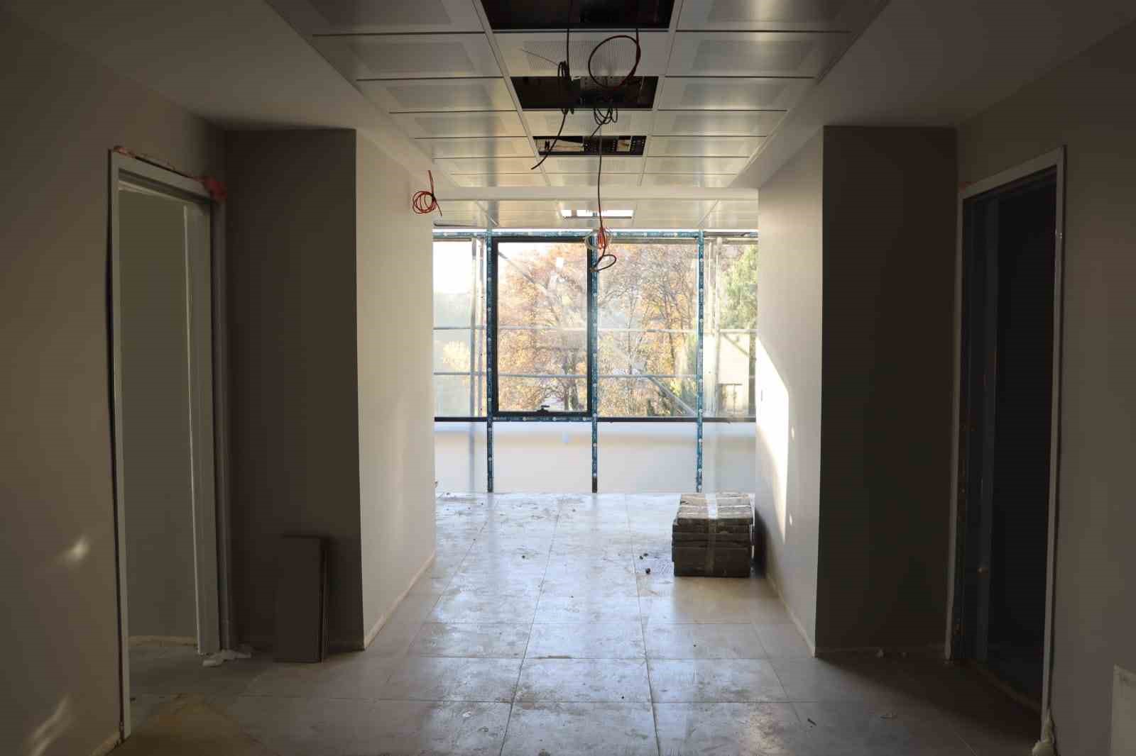 Başkan &Ccedil;ağlayan Huzurevinin son durumunu a&ccedil;ıkladı
