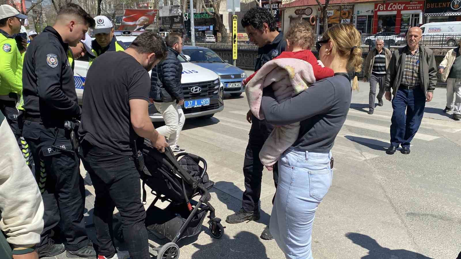 Evinde cesedi bulunan hamile kadının kocası, şehir meydanında yürürken yakalandı