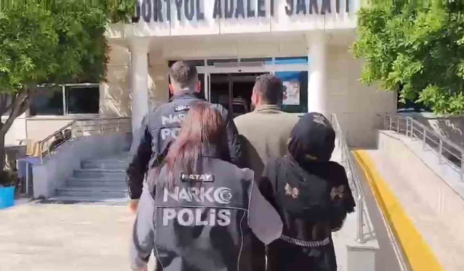 D&ouml;rtyol&rsquo;da uyuşturucu operasyonu: 2 tutuklama
