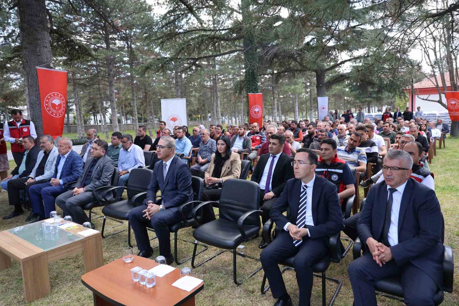 Nevşehir’de çiftçilere fasulye tohumu dağıtıldı