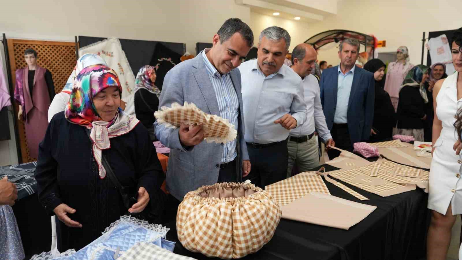 Alanya’da el sanatları sergisi açıldı