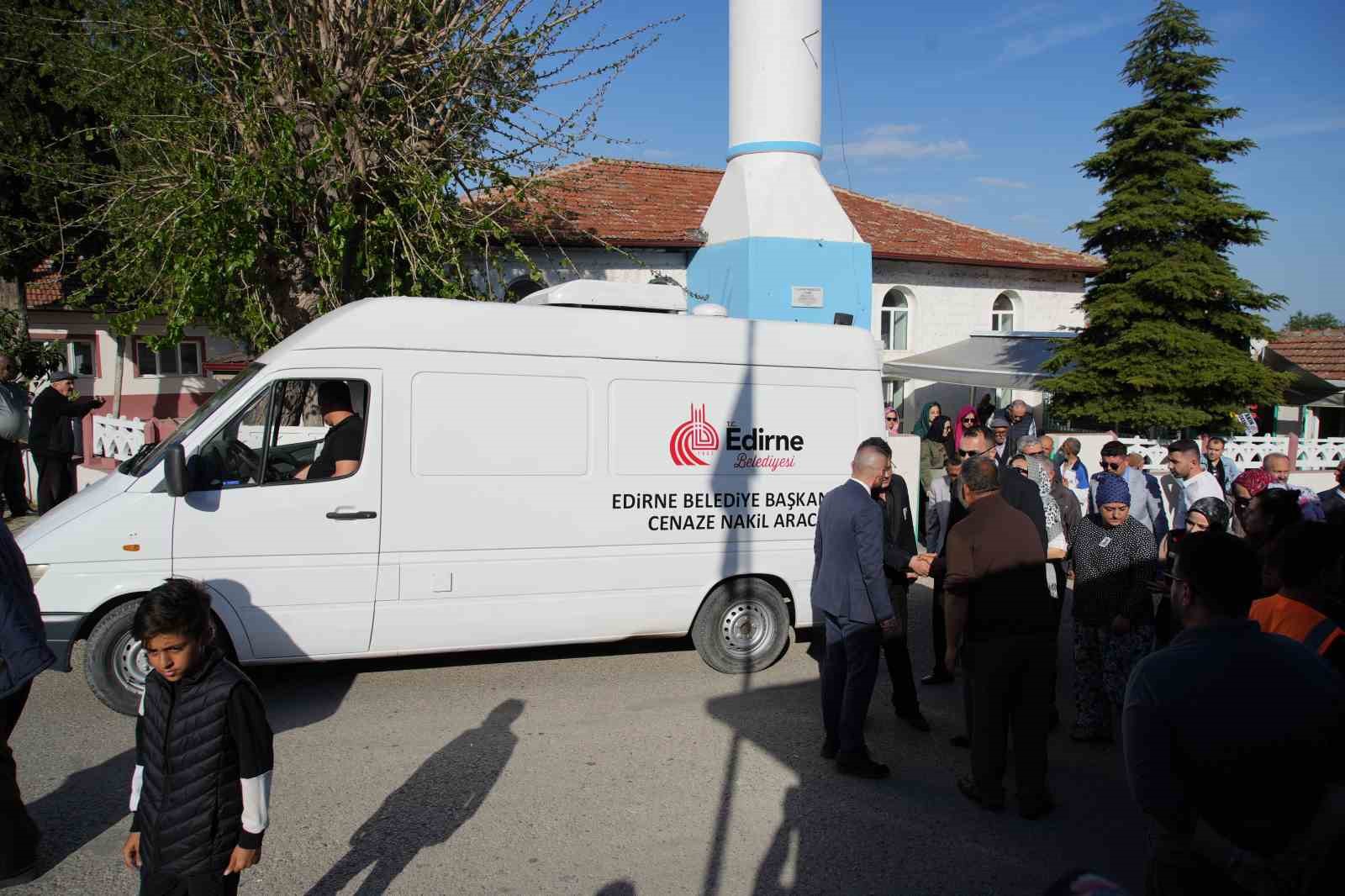 Meri&ccedil; Nehri&rsquo;nde boğulan &ccedil;ocuk toprağa verildi
