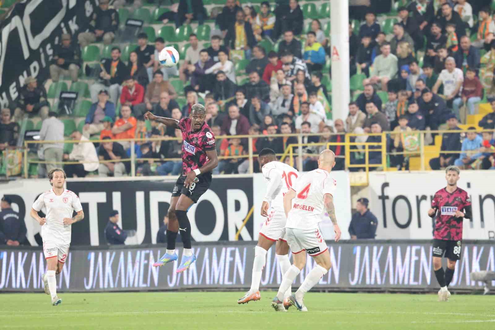 Trendyol Süper Lig: Alanyaspor: 1 - Samsunspor: 0 (Maç Sonucu)