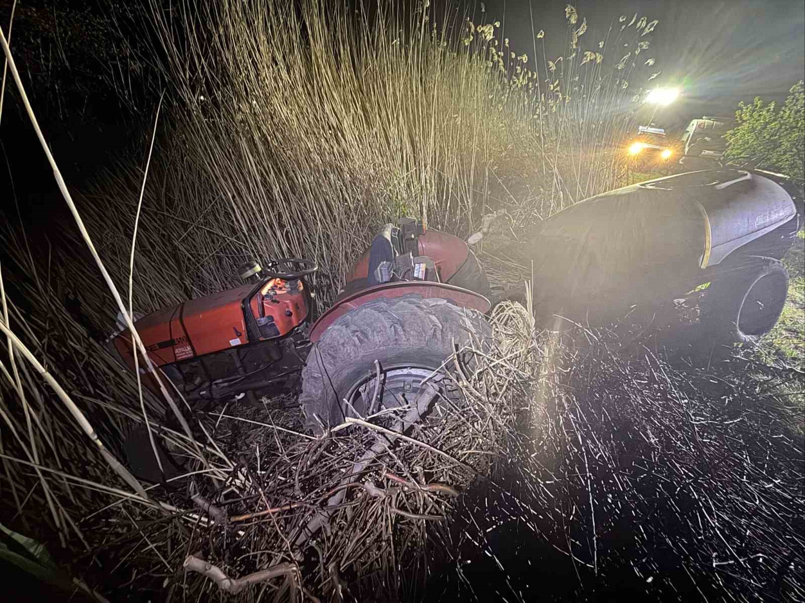 İlaçlamaya gittiği elma bahçesinde traktör altında kalarak hayatını kaybetti