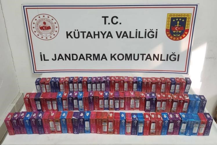 Jandarmadan kaçak elektronik sigara operasyonu