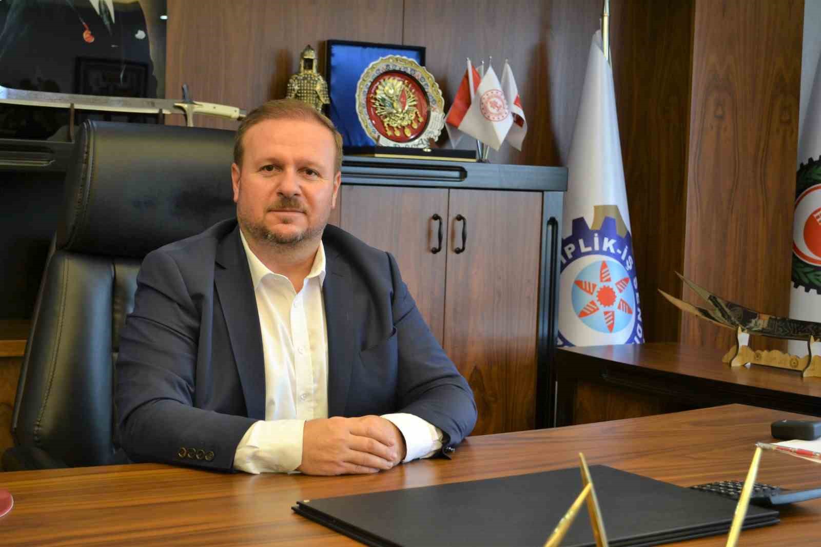 ÖZ İPLİK İŞ Genel Başkanı Ay: "Türkiye bir an önce tarife savaşlarına hazırlanmalı, hazır giyimde koruma duvarlarını kaldırmalıdır"