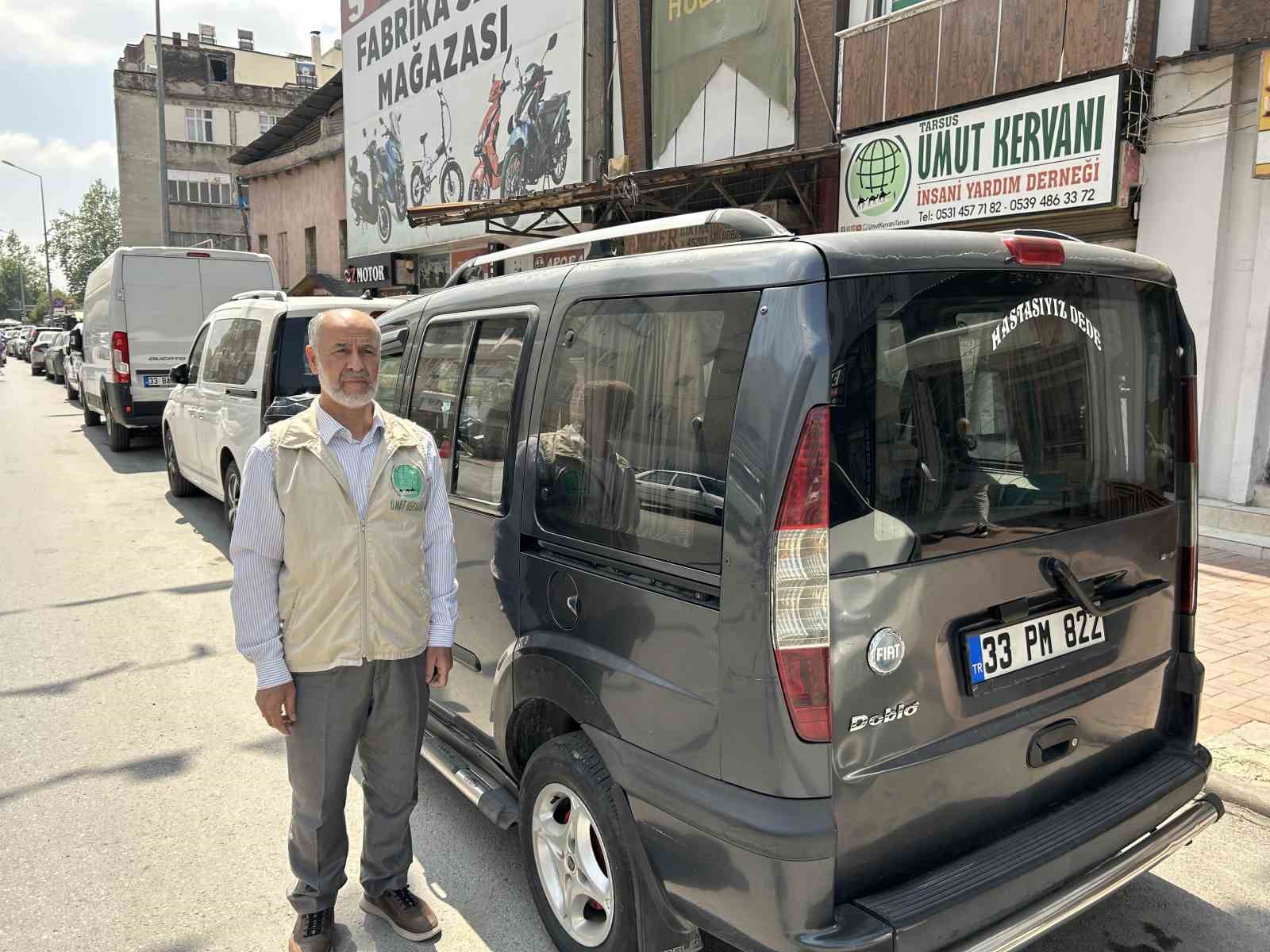 Hayırsever aracını Gazze’ye destek için bağışladı