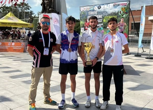Düzce Oryantiringde Türkiye şampiyonu