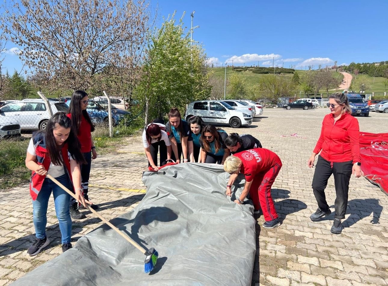 Sahra hastanesi ünitelerinin periyodik bakımı ve temizliği yapıldı