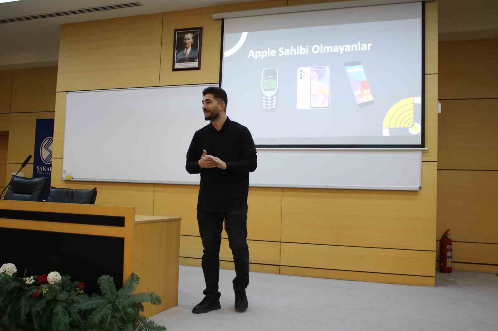 ‘İçerik Pazarlama Stratejileri ve Başarı Öyküsü’ başlıklı söyleşi SAÜ’de gerçekleştirildi