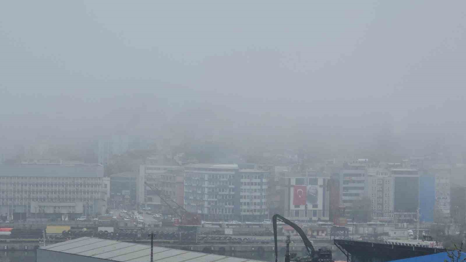 Zonguldak&rsquo;ta yoğun sis etkili oldu
