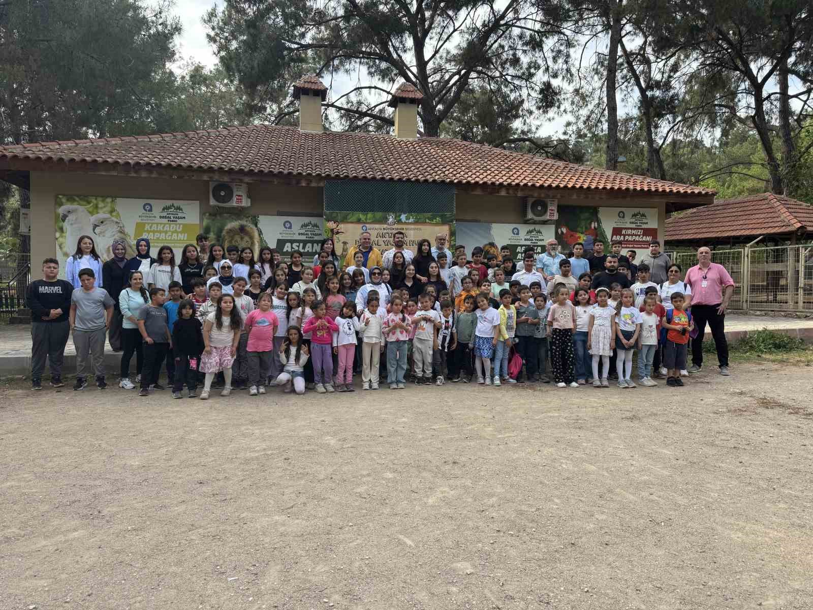 Kırsal b&ouml;lgede taşımalı eğitim g&ouml;ren &ouml;ğrencilere &ouml;zel etkinlik
