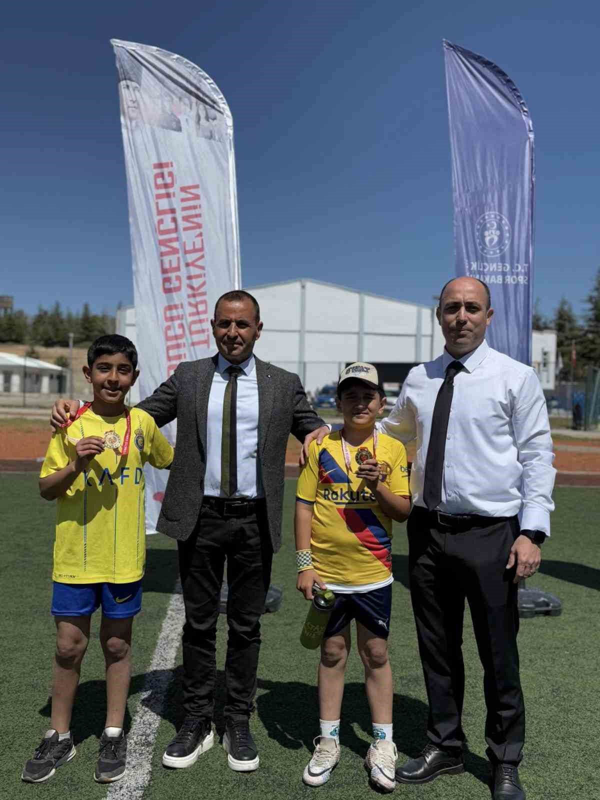 23 Nisan Spor Festivali&rsquo;nde &ccedil;ocuklar spora ve eğlenceye doydu
