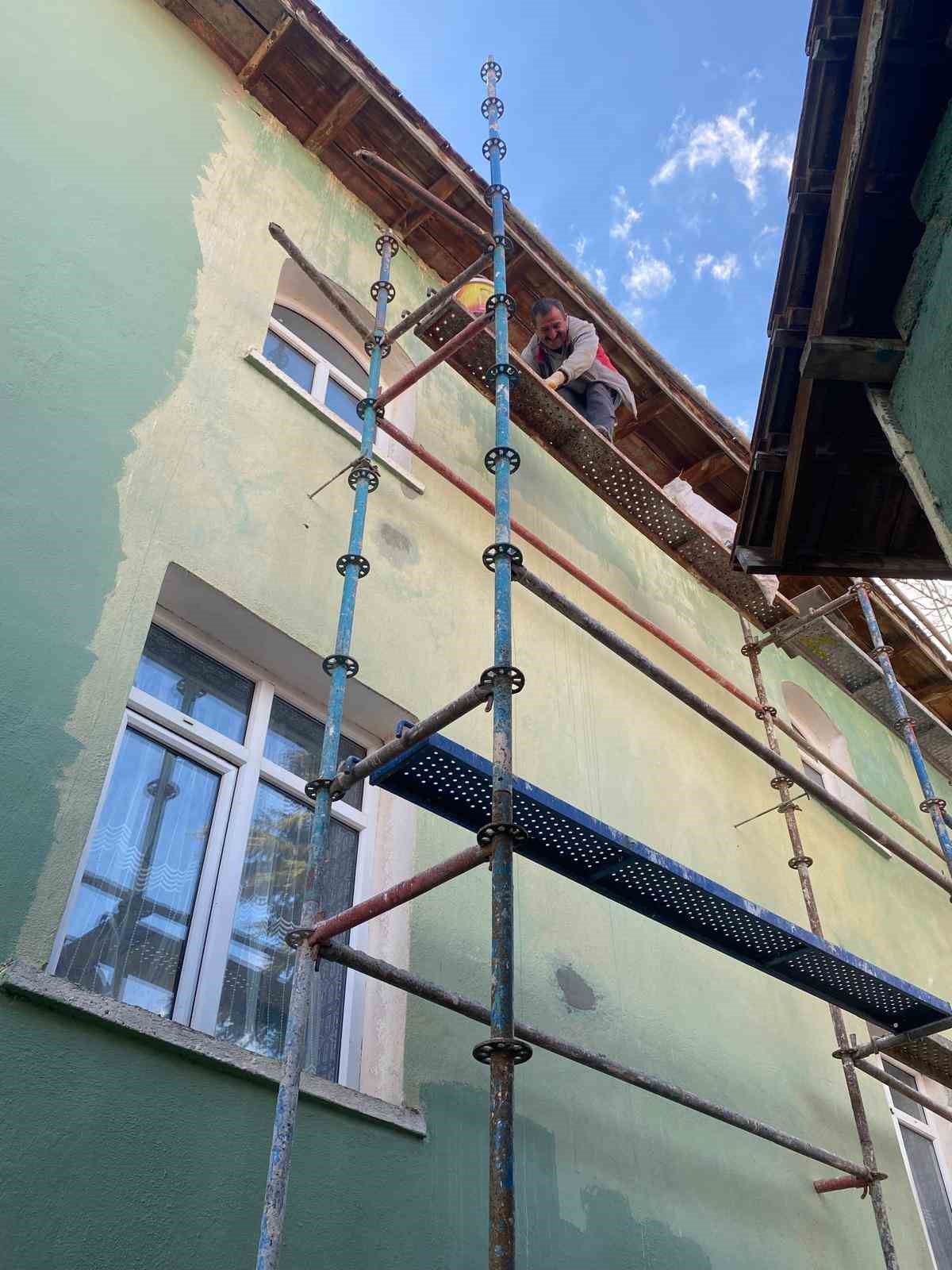 Hayırsever aile Gemi&ccedil; mahalle camisi i&ccedil;in harekete ge&ccedil;ti
