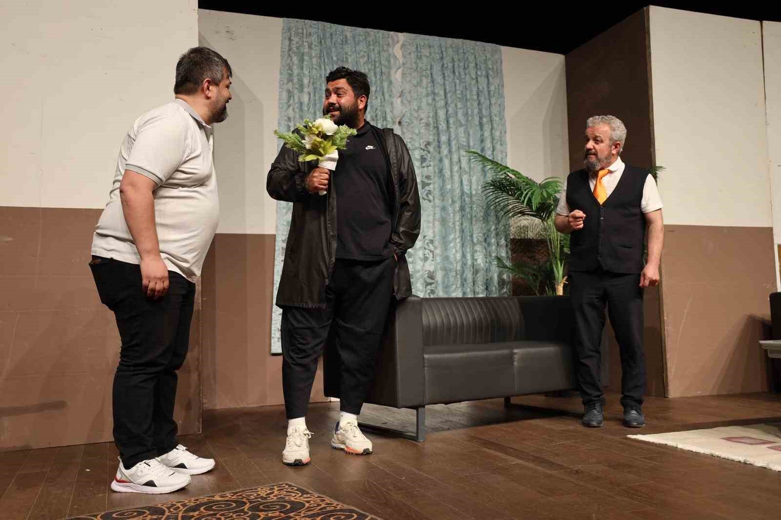 "Kurtar Beni" oyununa tam not