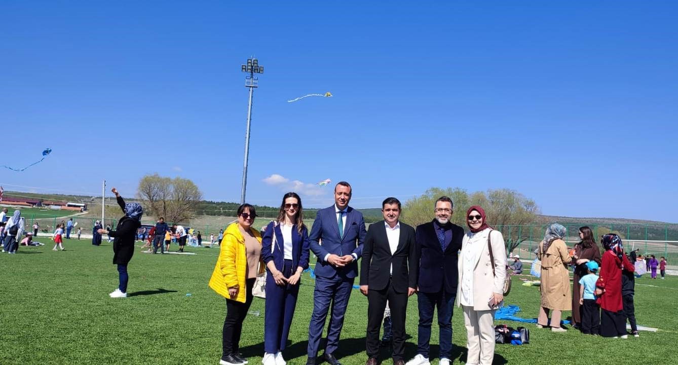 Altıntaş’ta uçurtma şenliği