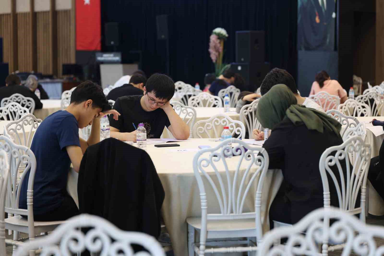 Merkezefendi Belediyesinin yaptığı TYT ve AYT sınav sonuçları açıklandı