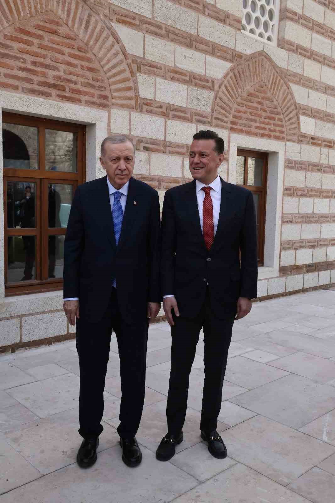 Milletvekili Hatipoğlu, 3’üncü Uluslararası Yeditepe Bienali’ne katıldı
