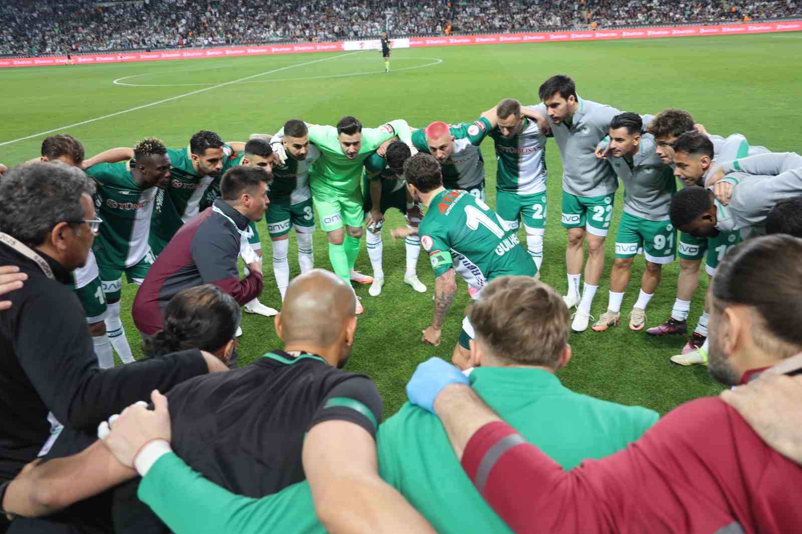 Ziraat Türkiye Kupası: Konyaspor: 0 - Galatasaray: 0 (Maç devam ediyor)
