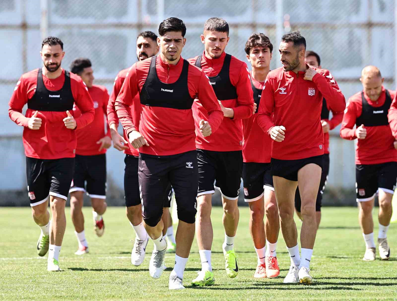 Sivasspor’da Antalyaspor maçının hazırlıkları devam ediyor