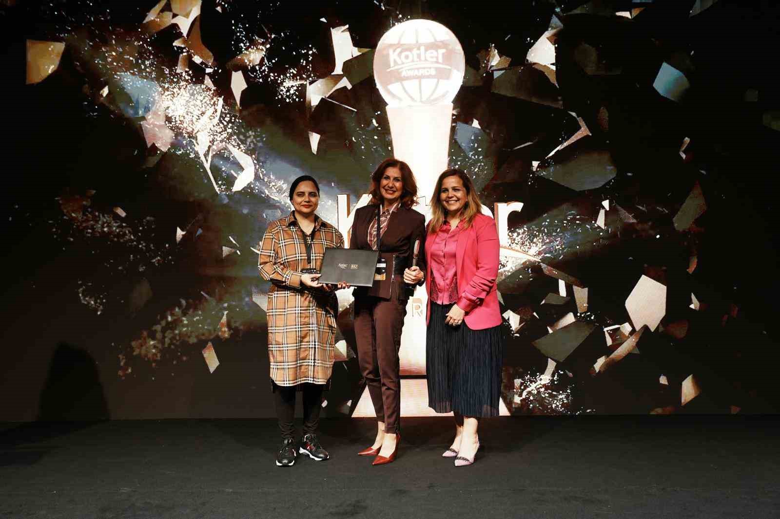 Kotler Awards 2025&rsquo;ten Liv Hospital&rsquo;a &lsquo;Yılın En Başarılı İnovasyon ve Yaratıcı Fikri&rsquo; &ouml;d&uuml;l&uuml;
