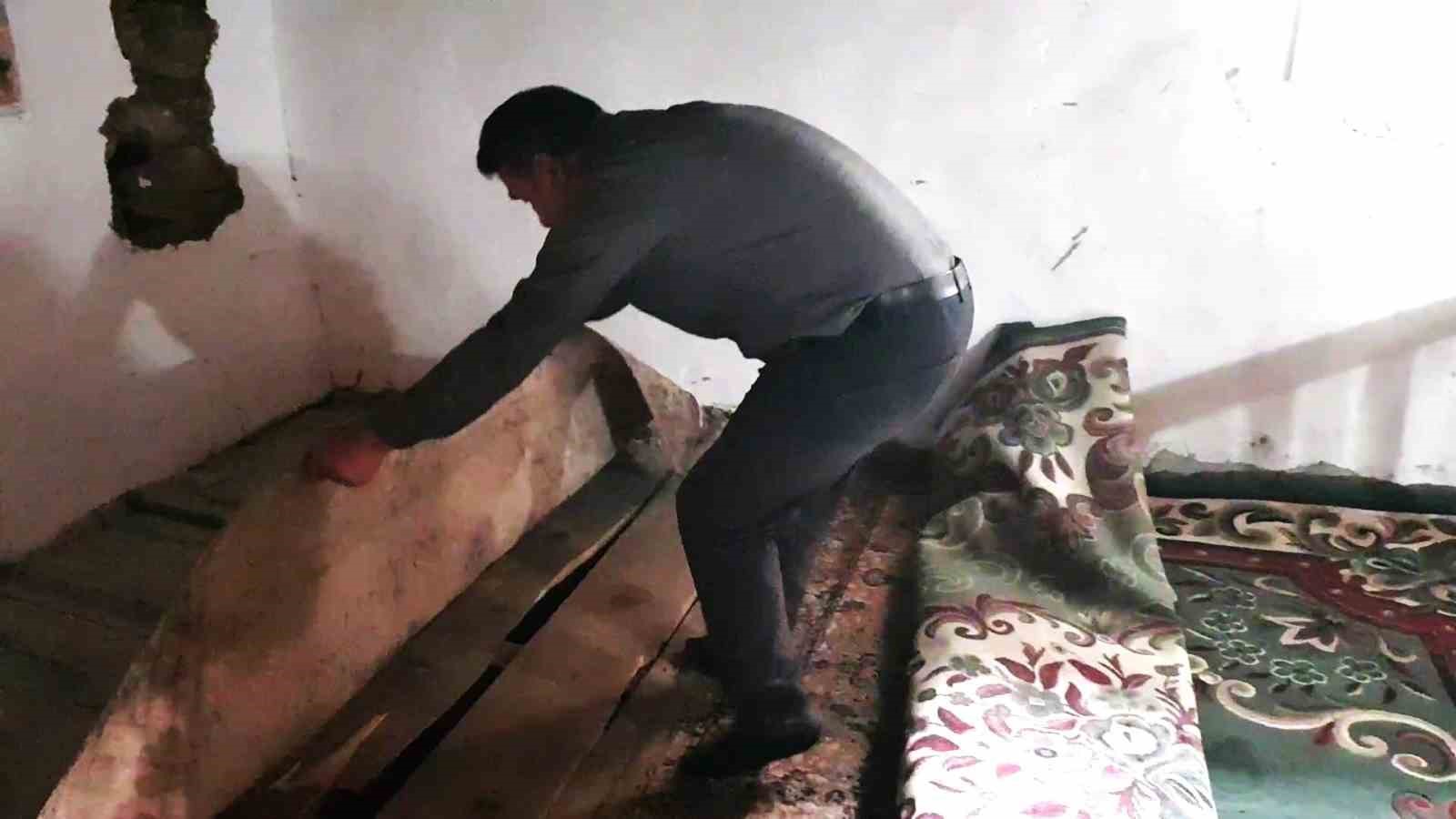 Karabük’te köy camisinde tahribat