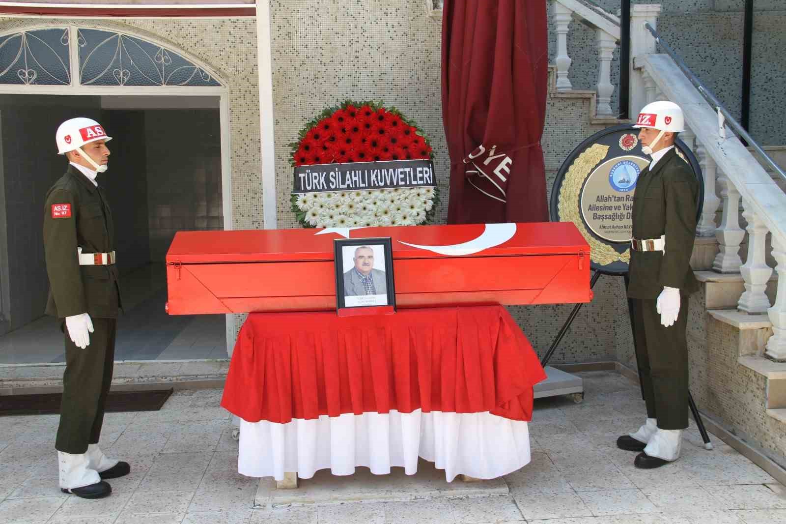 72 yaşındaki Kıbrıs Gazisi son yolculuğuna uğurlandı
