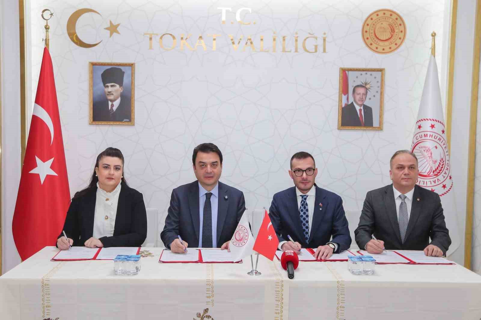 Yerel Kalkınmada Kadın İstihdamı ve Kadın Girişimciliği İş Birliği Üst Protokolü imzalandı