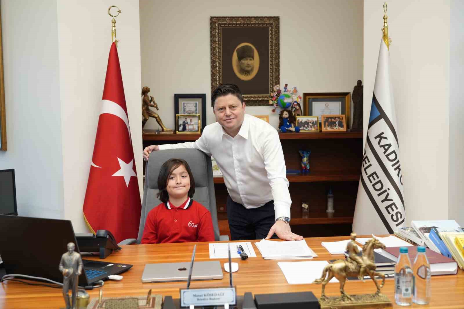 Başkanlık koltuğu çocuklara emanet