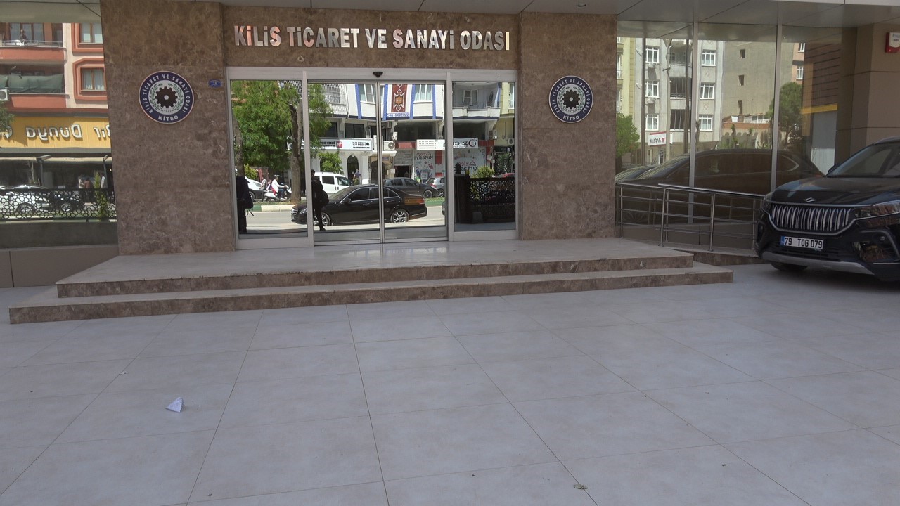 Kilis Ticaret ve Sanayi Odası Başkanı Celkanlı: "Suriye ile ticaret kapıları a&ccedil;ılıyor"
