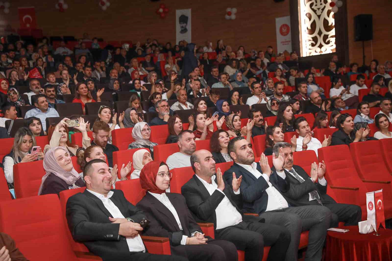 Ke&ccedil;i&ouml;ren&rsquo;de 23 Nisan coşkusu erken başladı
